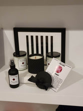 Load image into Gallery viewer, Birth Month Subscription Box Gift set