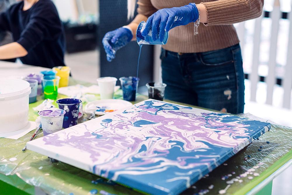 Canvas Paint & Sip: Acrylic Paint Pour